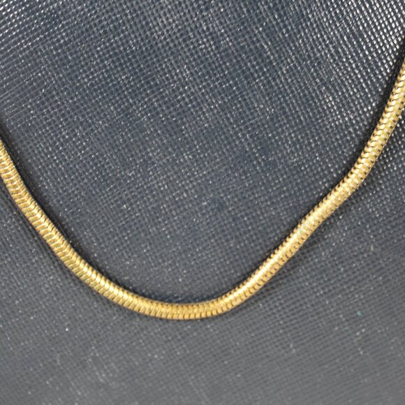 Vintage 1950s Navy Faux Leather Handbag with Art Deco Latch & Metal Chain - Picture 9 of 16